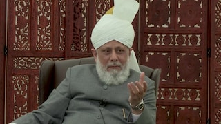 Huzoor's Mulaqat With AMWSA